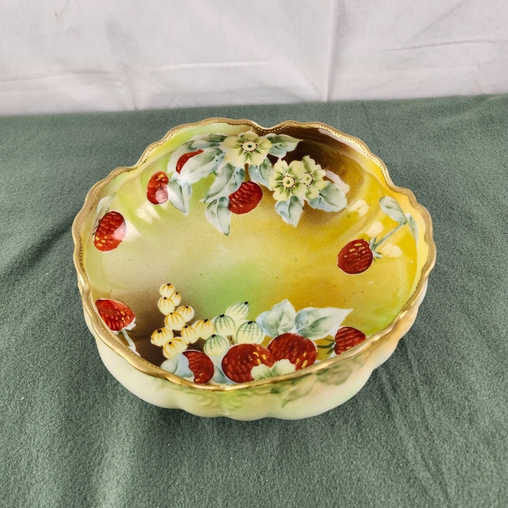 Antique Morimura Nippon Bowl Hand Painted Floral Strawberries Moriage Border